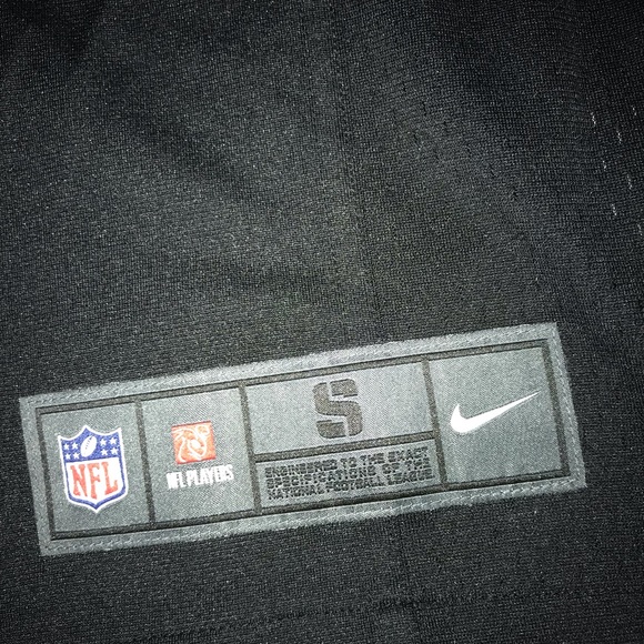 Shady McCoy jersey - Picture 2 of 4